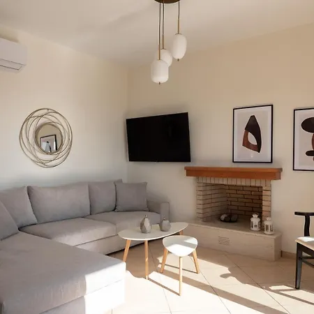 Luxury Panagia Villa *