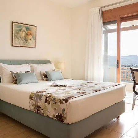 Luxury Panagia Villa *